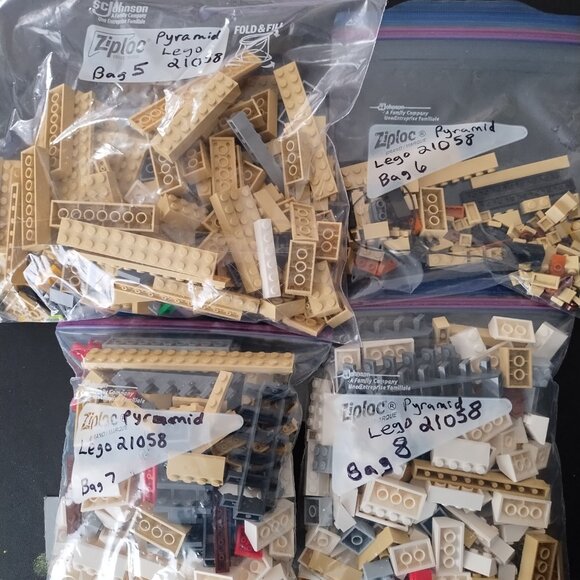 Lego Architecture Great Pyramid of Giza Set 21058 - Picture 8 of 8